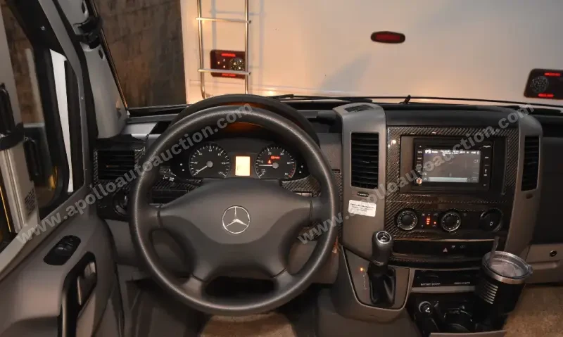 2014 Winnebago View 24V Class C photo 9