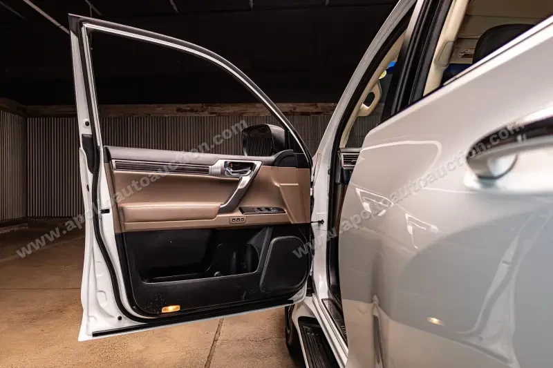 2023 Lexus GX 460 Base photo 24