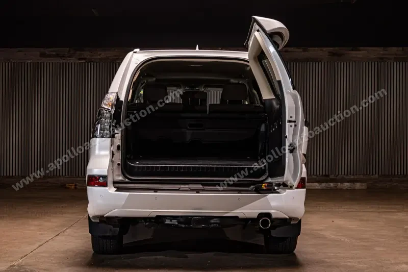 2023 Lexus GX 460 Base photo 5