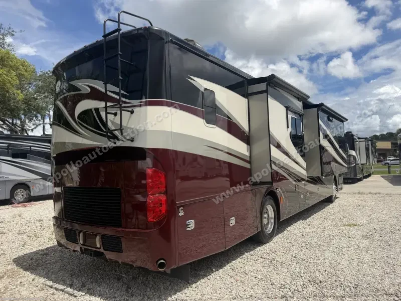 2014 Tiffin Phaeton 40QBH photo 36