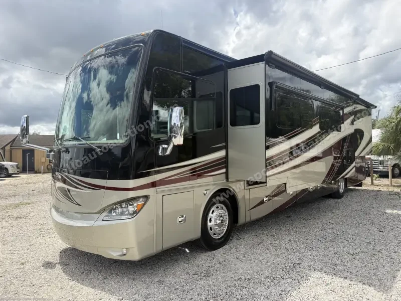 2014 Tiffin Phaeton 40QBH photo 40