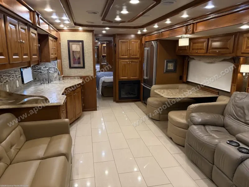 2014 Tiffin Phaeton 40QBH photo 82