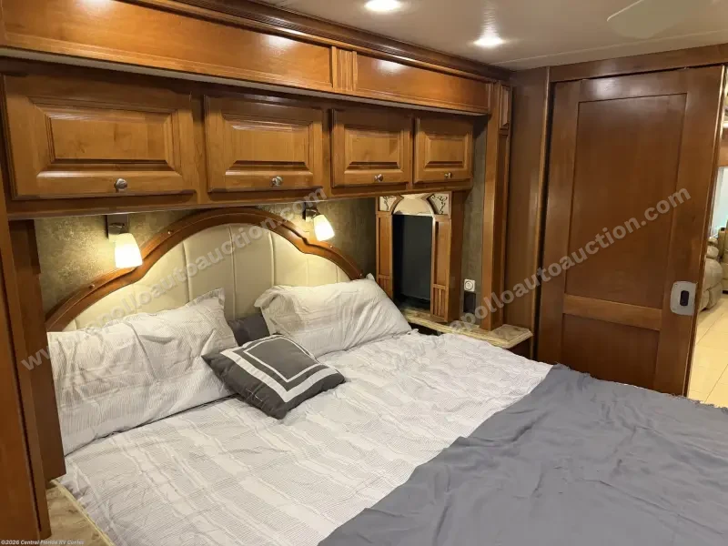 2014 Tiffin Phaeton 40QBH photo 71