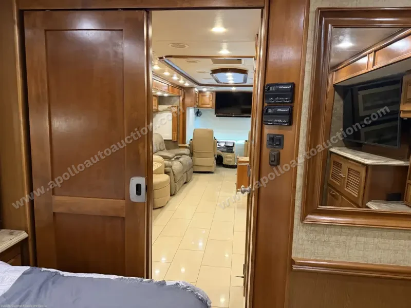2014 Tiffin Phaeton 40QBH photo 69