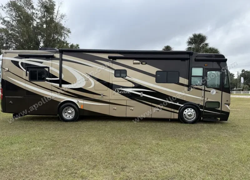 2011 Tiffin Phaeton 36 QSH photo 4