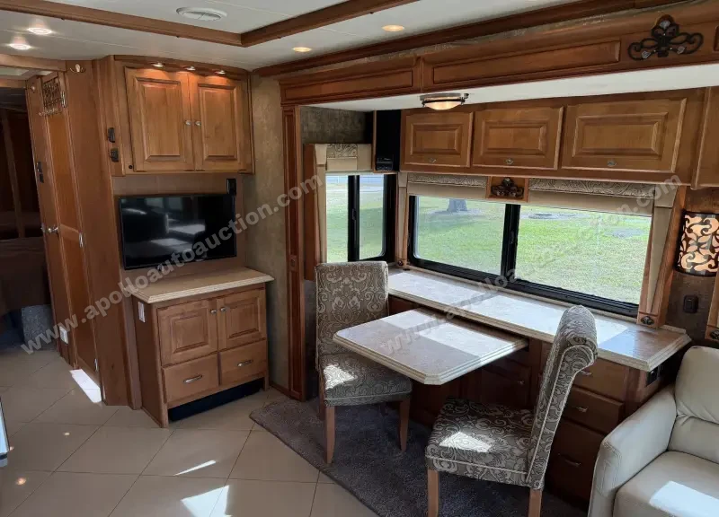 2011 Tiffin Phaeton 36 QSH photo 36