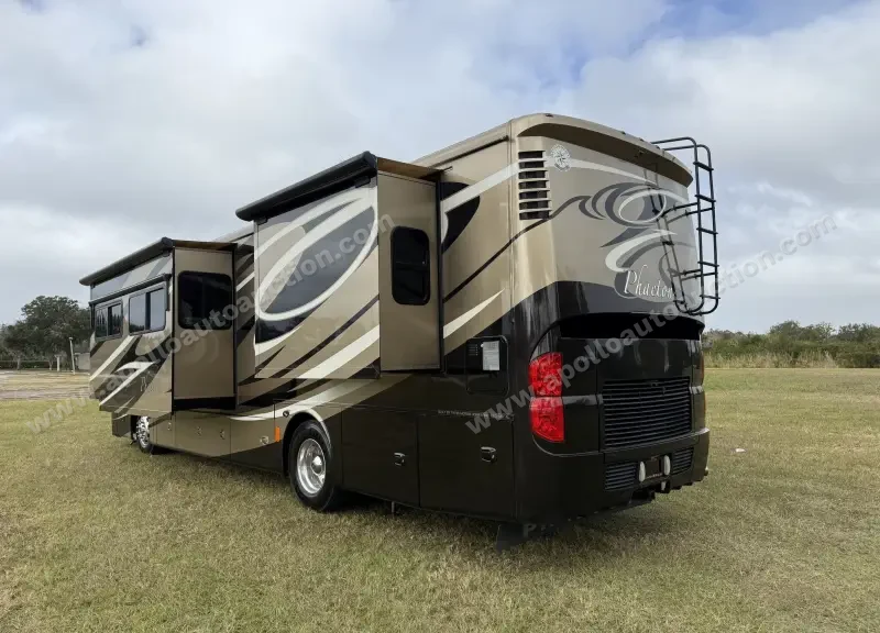 2011 Tiffin Phaeton 36 QSH photo 31