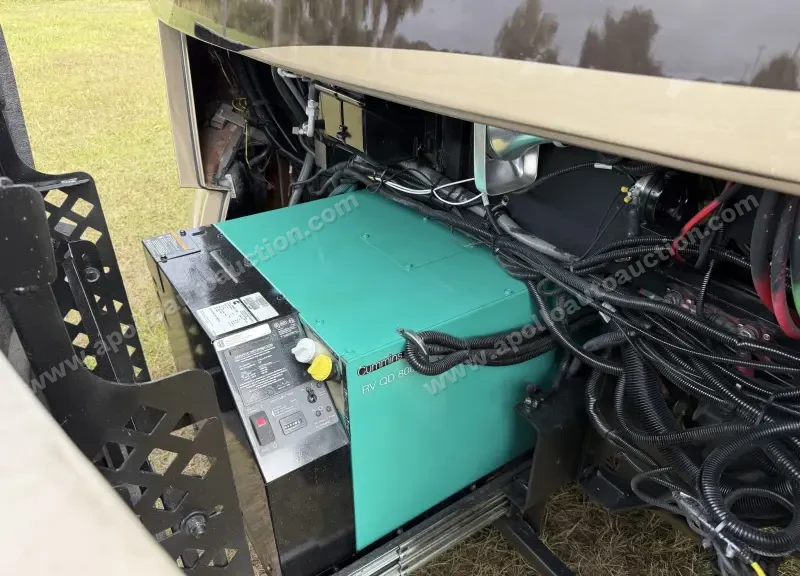 2011 Tiffin Phaeton 36 QSH photo 26