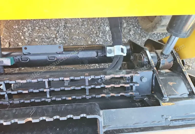 2019 Caterpillar 239D photo 18