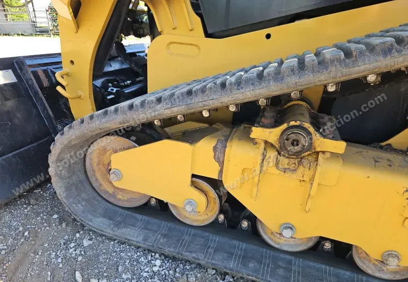 2019 Caterpillar 239D photo 58