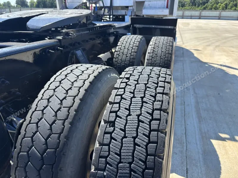 2019 Peterbilt 579 photo 23