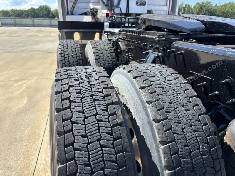 2019 Peterbilt 579 photo 4