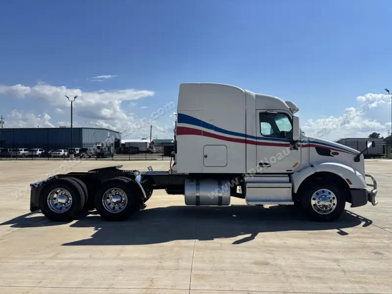 2019 Peterbilt 579 photo 10