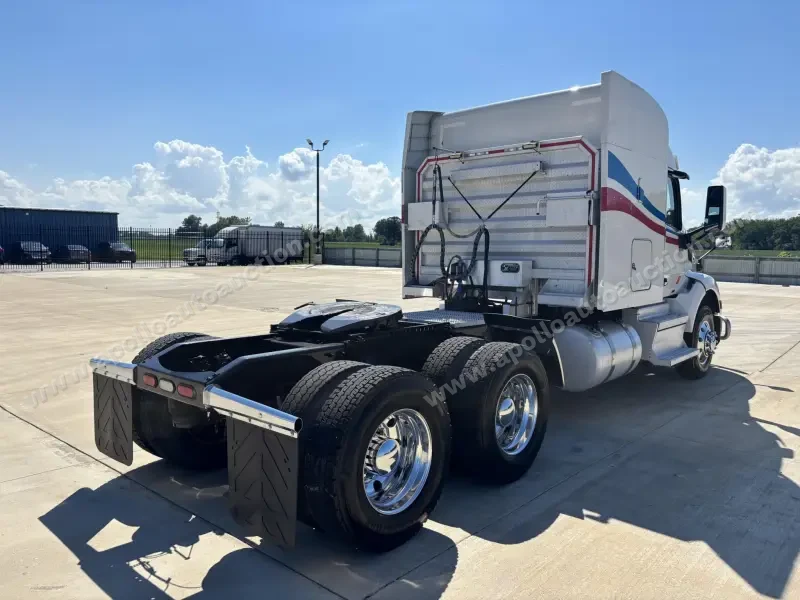 2019 Peterbilt 579 photo 9