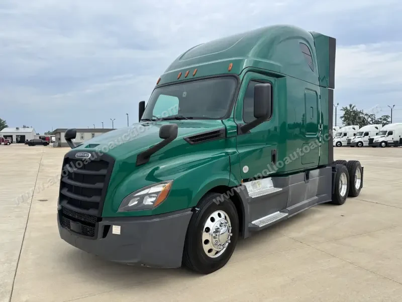 2019 Freightliner CASCADIA 126 - Detroit DD15 400HP photo 1