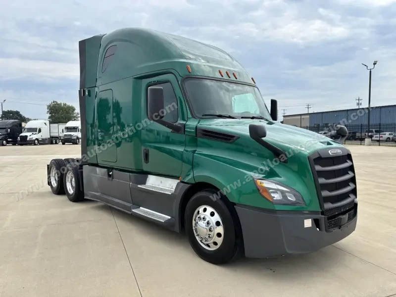 2019 Freightliner CASCADIA 126 - Detroit DD15 400HP photo 2