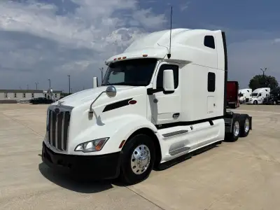 2022 Peterbilt 579