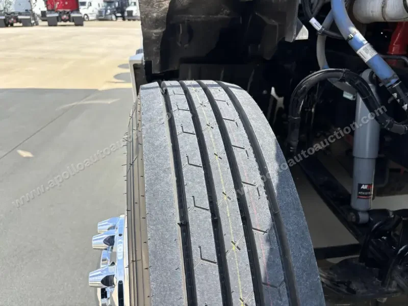 2022 Peterbilt 579 photo 21