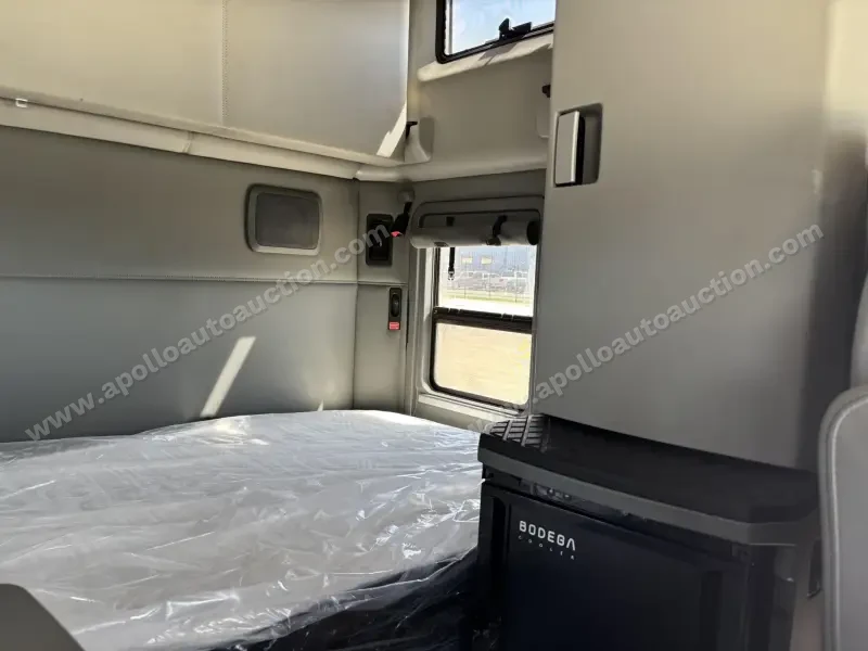 2020 Kenworth T680 photo 17