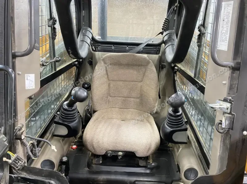 2015 Case TR340 photo 17
