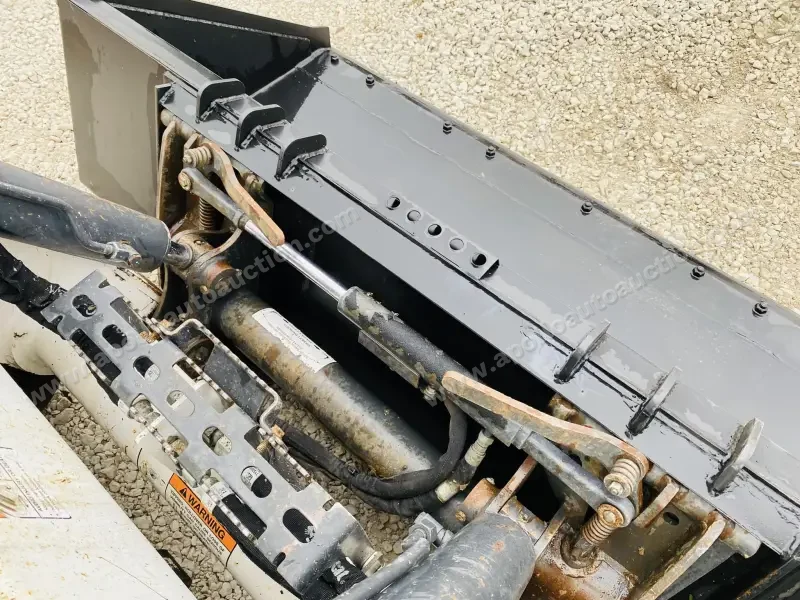 2018 Bobcat T650 photo 6