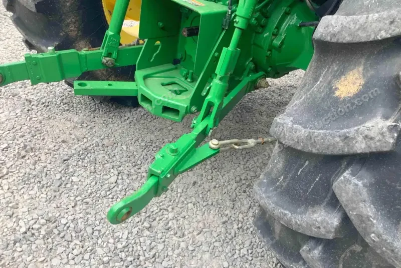 2013 John Deere 5100E MFWD Tractor photo 10