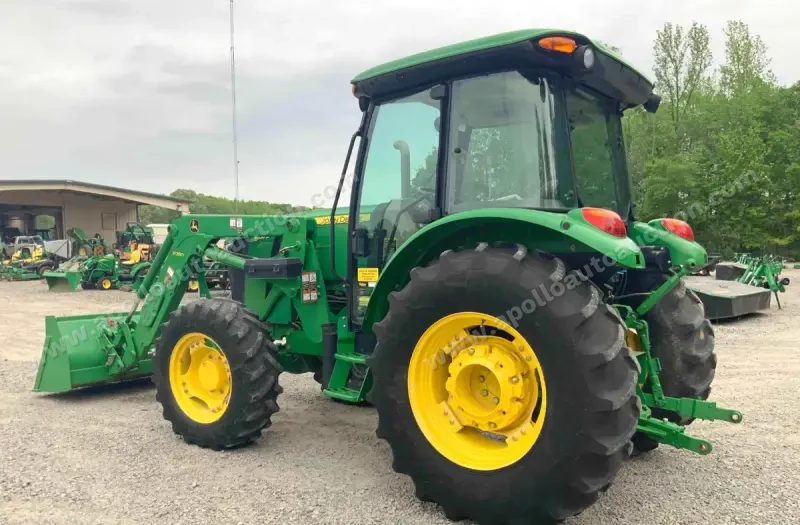 2013 John Deere 5100E MFWD Tractor photo 5