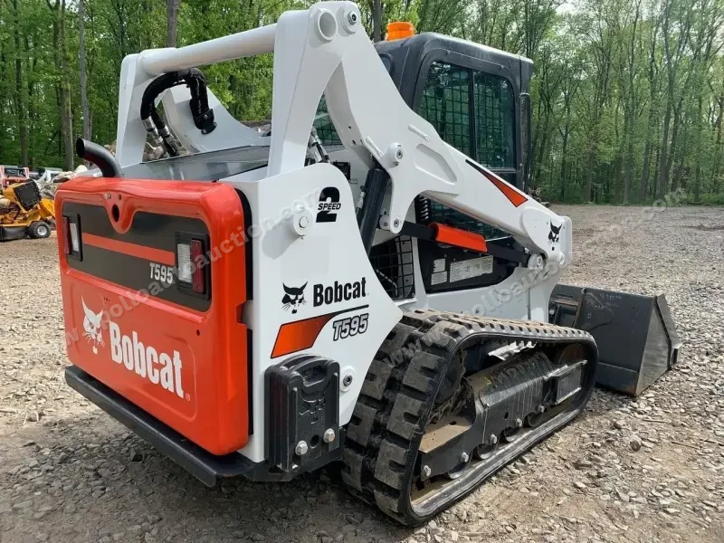 2018 BOBCAT T595 photo 2