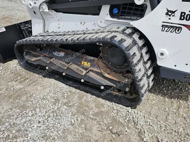 2020 Bobcat T770 photo 29