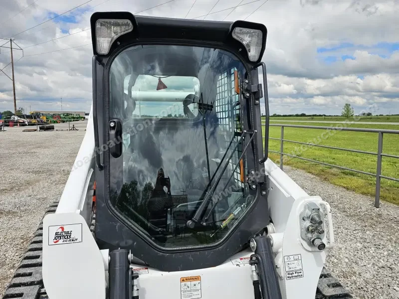 2020 Bobcat T770 photo 6