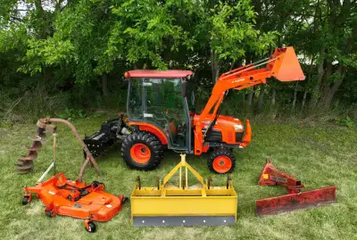 2009 Kubota B3030 4WD Tractor with Full Attachment Package