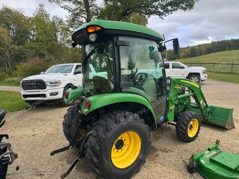 2010 JOHN DEERE 3720 + Attachments photo 4
