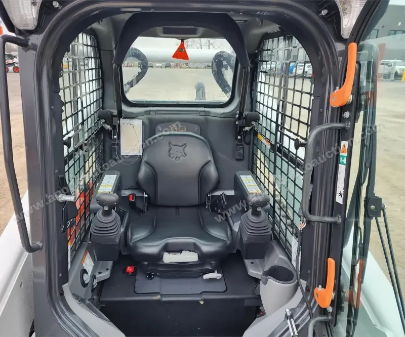 2018 Bobcat T770 photo 10