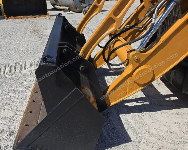 2016 Case 580 Super N photo 28