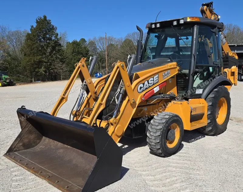 2016 Case 580 Super N photo 1