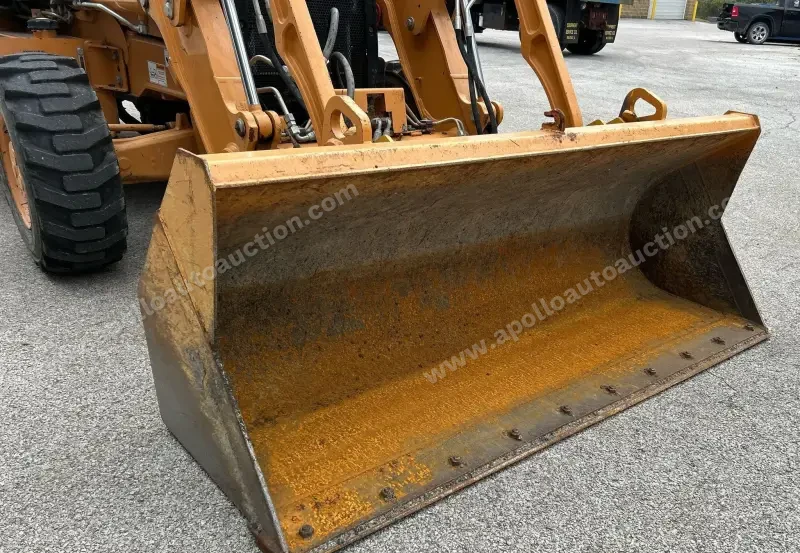 2010 Case 580 Super N photo 12