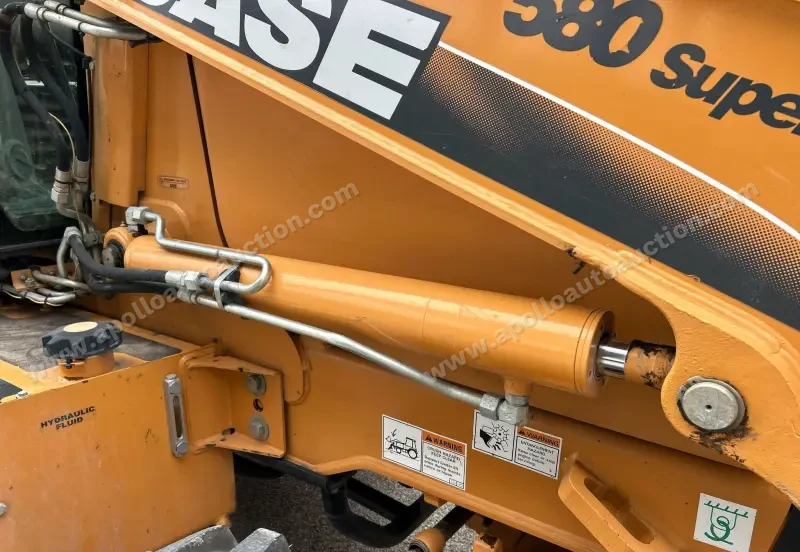 2010 Case 580 Super N photo 23