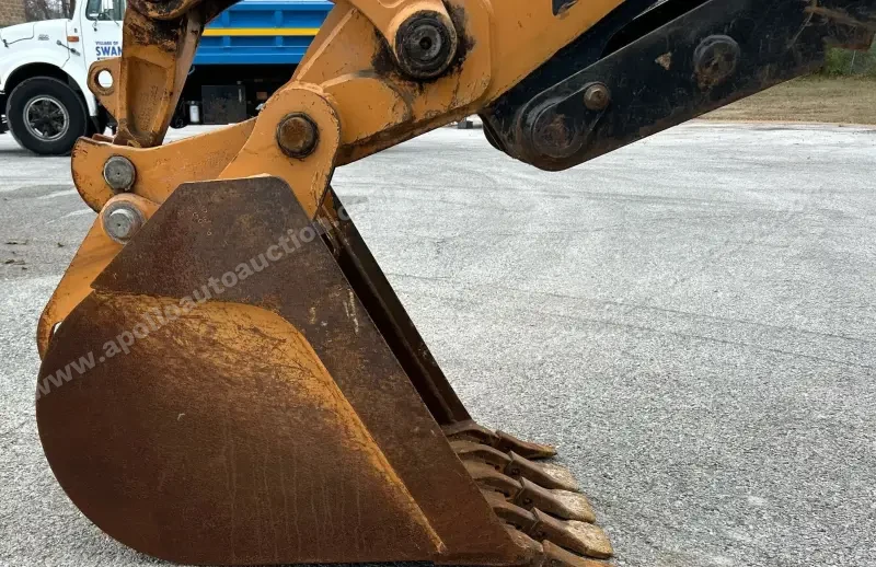 2010 Case 580 Super N photo 41