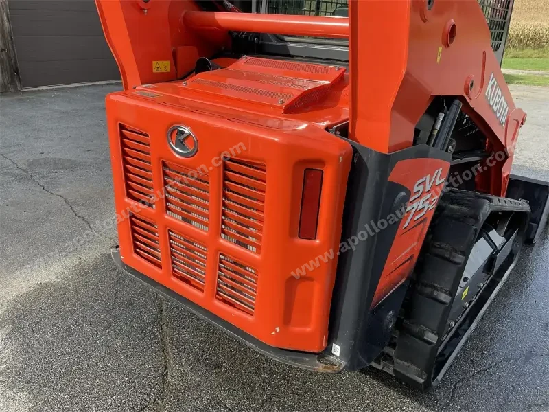 2016 KUBOTA SVL75-2 photo 22