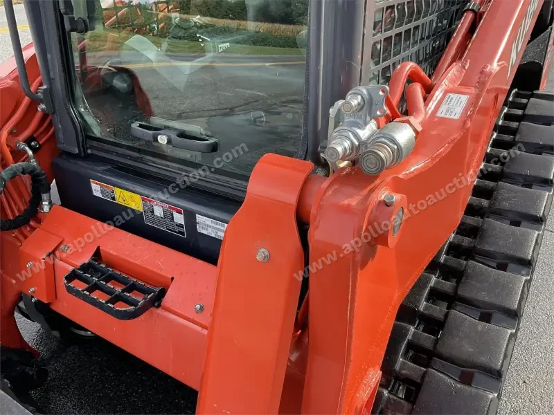 2016 KUBOTA SVL75-2 photo 13