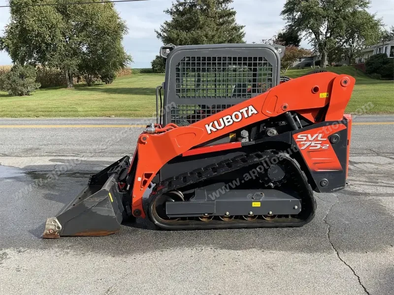 2016 KUBOTA SVL75-2 photo 42