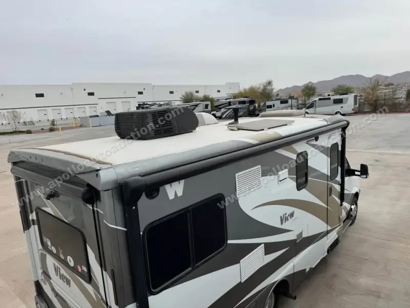 2014 Winnebago View Profile 24G photo 16