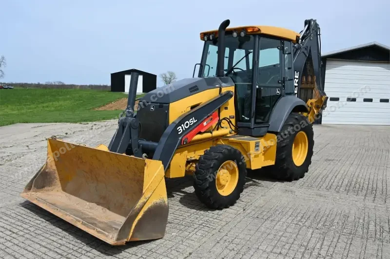 2015 John Deere 310SL photo 4