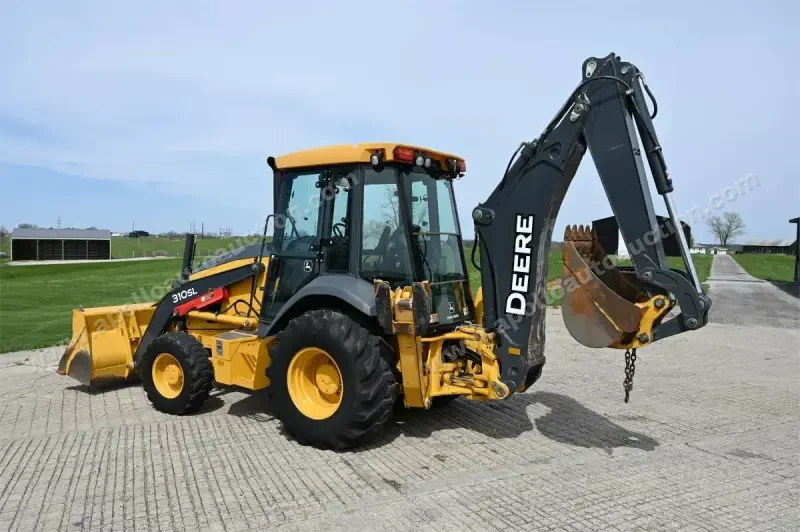 2015 John Deere 310SL photo 7