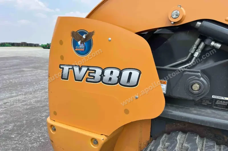 2013 Case TV380 photo 10