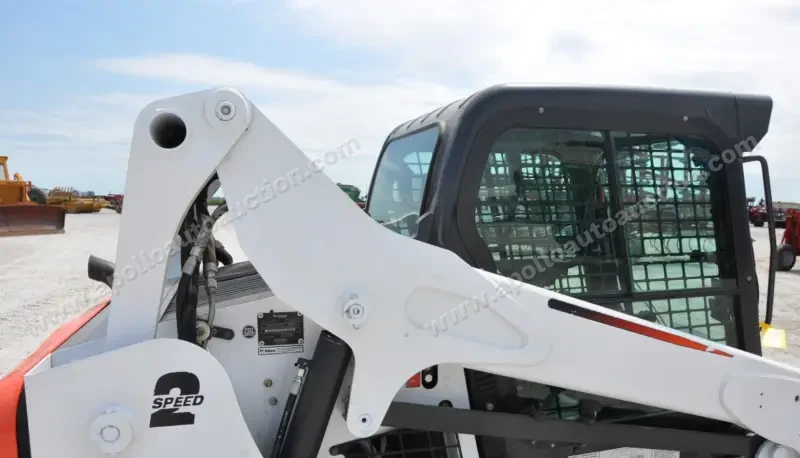 2016 Bobcat T595 photo 15