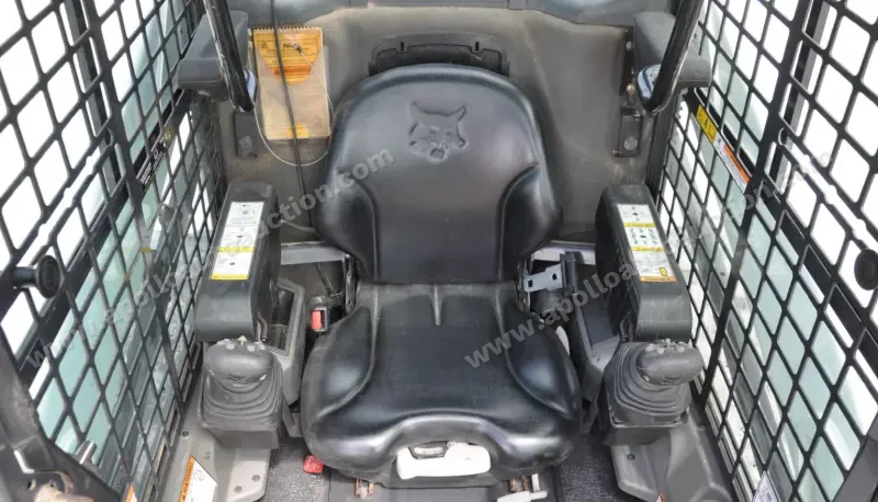 2016 Bobcat T595 photo 33