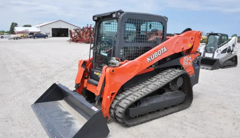 2017 Kubota SVL95-2S photo 1