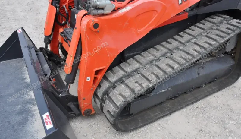2017 Kubota SVL95-2S photo 10