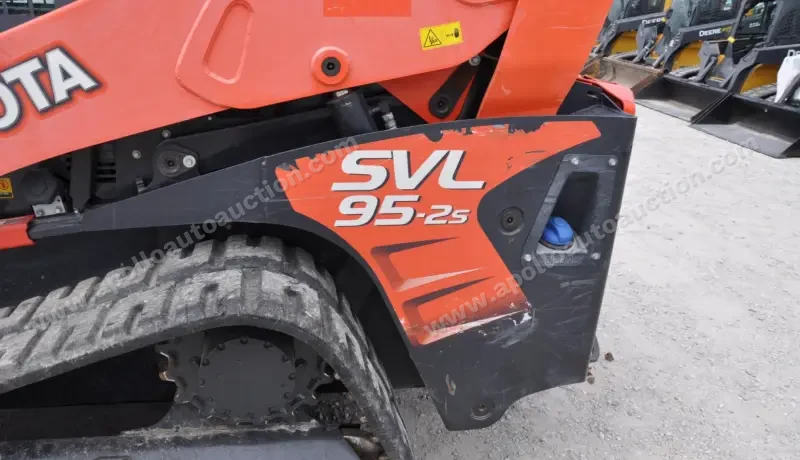 2017 Kubota SVL95-2S photo 14